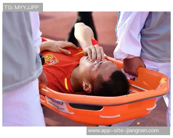 卡塞米罗盛赞利桑德罗是一名斗士球迷们对他的复出充满期待 卡塞米罗盛赞利桑德罗是一名斗士球迷们对他的复出充满期待