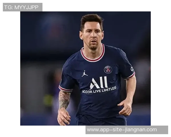 赫内斯对卡尔与梅西比较表示不满认为过于夸张