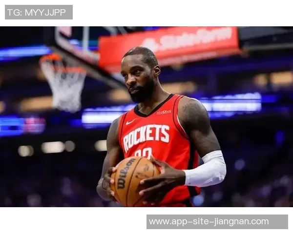 马克西表现抢眼19投9中三分命中率高达44贡献26分6篮板7助攻助球队取胜 马克西表现抢眼19投9中三分命中率高达44贡献26分6篮板7助攻助球队取胜