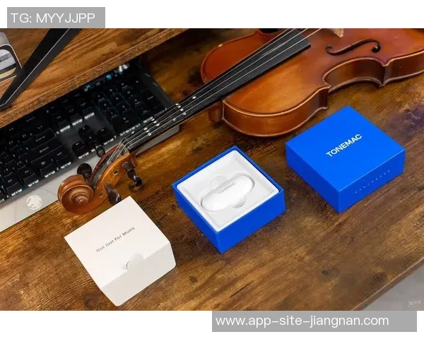 全屏沉浸体验,耳机加持,感受铁人客场的激情与震撼力量 全屏沉浸体验,耳机加持,感受铁人客场的激情与震撼力量