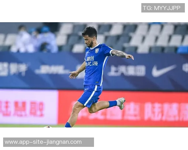 三镇希望续约邓涵文未果媒体人透露背后原因与未来展望 三镇希望续约邓涵文未果媒体人透露背后原因与未来展望