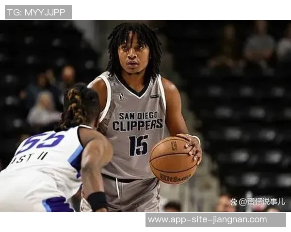 快船队宣布签下小泰泰华盛顿双向合同正式生效